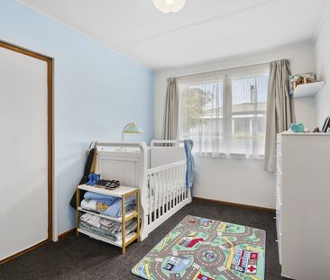 51 Parenga Street, Wainuiomata - Photo 4