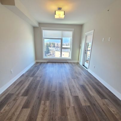 Top Floor Condo - Photo 1