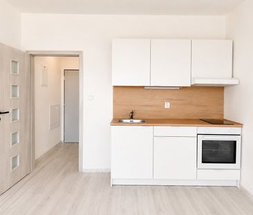 Pronájem bytu 2+kk 33 m² - Photo 1