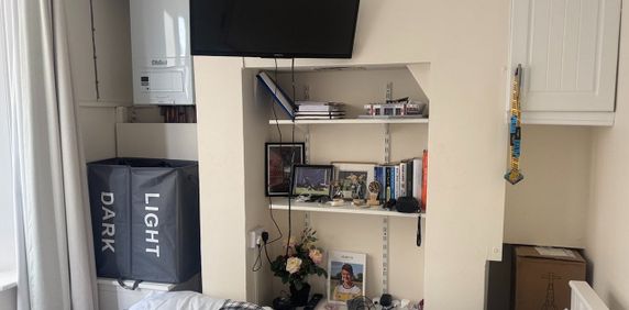 Room in a Shared Flat, Devonshire Road, SO15 - Photo 2