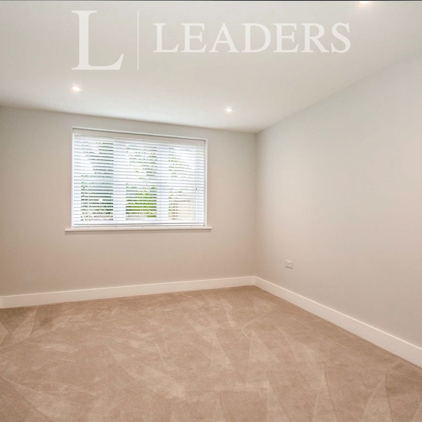 2 bedroom flat to rent Ortus, Springfield Road, BH14 - Photo 1