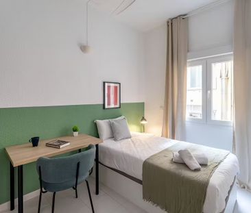 Calle de Donoso Cortés, Madrid, Community of Madrid 28015 - Photo 5