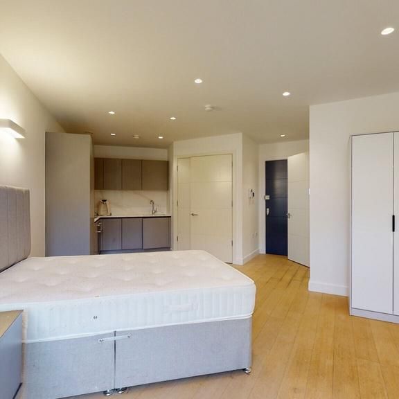 Studio to rent - Photo 1