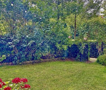 Rez de Chaussée avec jardin - 3 chambres / double parking interne - Foto 4