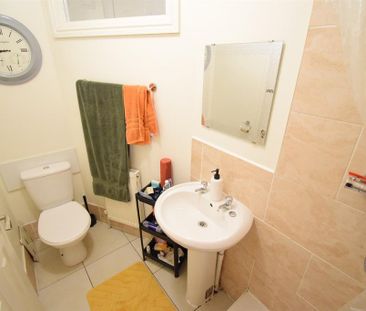 1 bedroom ground floor flat to rent - Photo 5