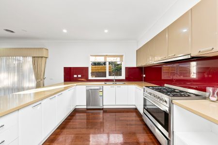 48A Mount Pleasant Road, Nunawading - Photo 3