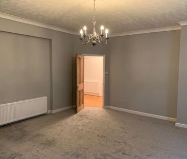 1 bedroom ground floor flat to rent - Photo 3