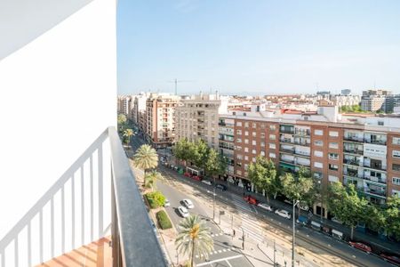 Avinguda del Primat Reig, Valencia, Valencian Community 46010 - Photo 5