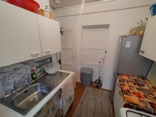 1 bedroom in a flat share to rent - Photo 1