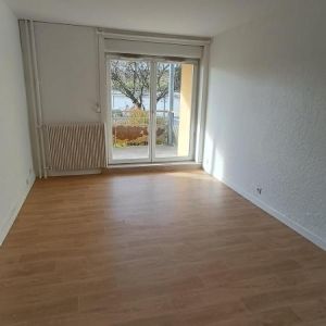 Location Appartement à ST MARCELLIN - Photo 1