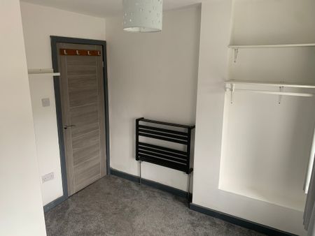 King Street, Radcliffe - Photo 5