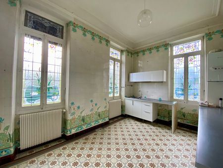 Location Appartement 4 pièces 159m² - Photo 5