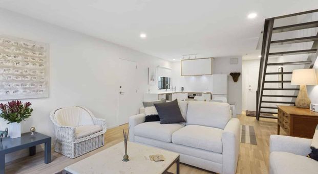 FURNISHED 2 Bedroom Apartment in the City - Photo 1