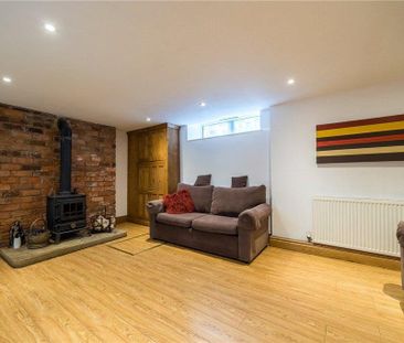 3 bedroom end of terrace house to rent - Photo 1