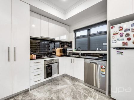 WALK TO SHOPS - Photo 5