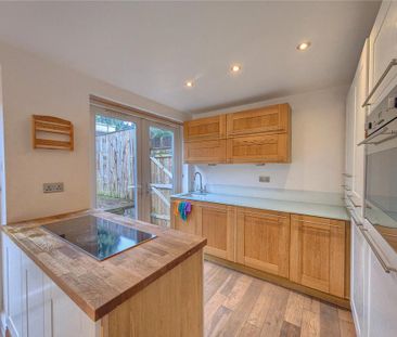 3 bedroom terraced house to rent - Photo 6