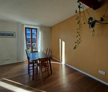 Location Appartement 3 pièces 84m² - Photo 2