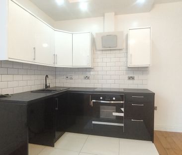 Windmill Place, Southall - Photo 6