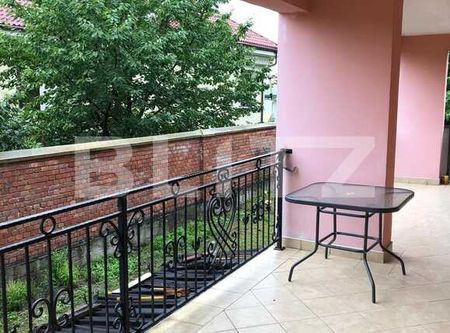 Apartament 3 camere , 150 mp, terasa 30 mp, parcare, zona strazii Republicii - Photo 2