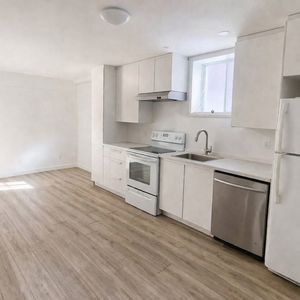 4½ Rénové / Animaux Acceptés / Ahuntisc - Photo 3