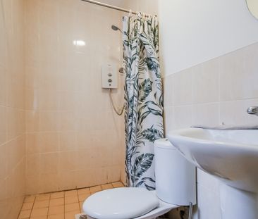 80a Bournbrook Road - Photo 2