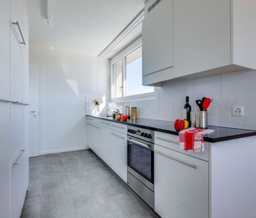 Modern Living with Seating - Foto 2