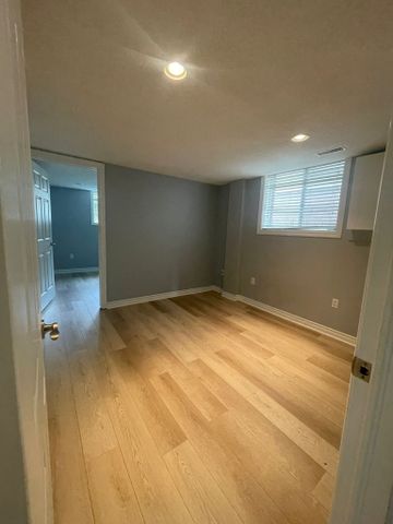 For Lease - 917 LAWSON Road, London North, Ontario - Photo 2