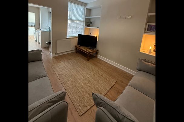 Room in a Shared House, Wavertree, L15 - Photo 1