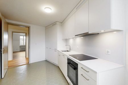 4 Zimmer, 121 m², 5. Stock - Photo 2