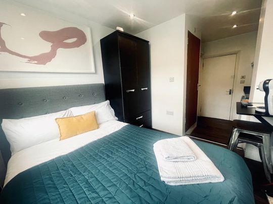 Studio Flat, Victoria Park Road, E9 - Photo 1