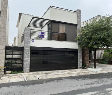 Casa de 150 m² con 3 Recámaras en Renta en Valle de Cumbres - Photo 4