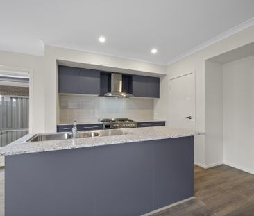 Quality 4 Bedroom Home in Winter Valley - Photo 6