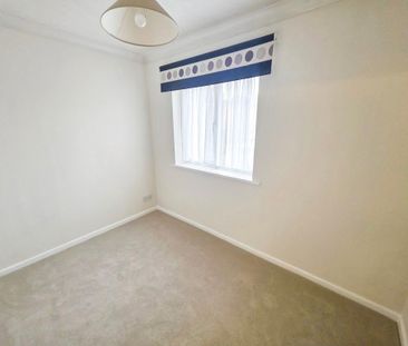 4 bedroom detached house to rent - Photo 6