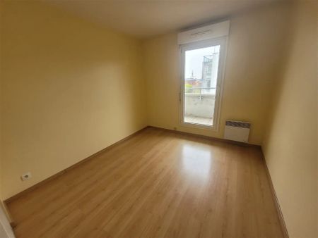 Location appartement 3 pièces - 66.6m² à Lille (59800) - Photo 2
