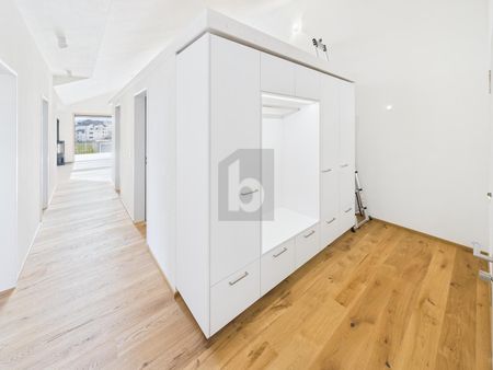FIRST-TIME OWNERSHIP: MODERN WITH A WIDE VIEW - Foto 3