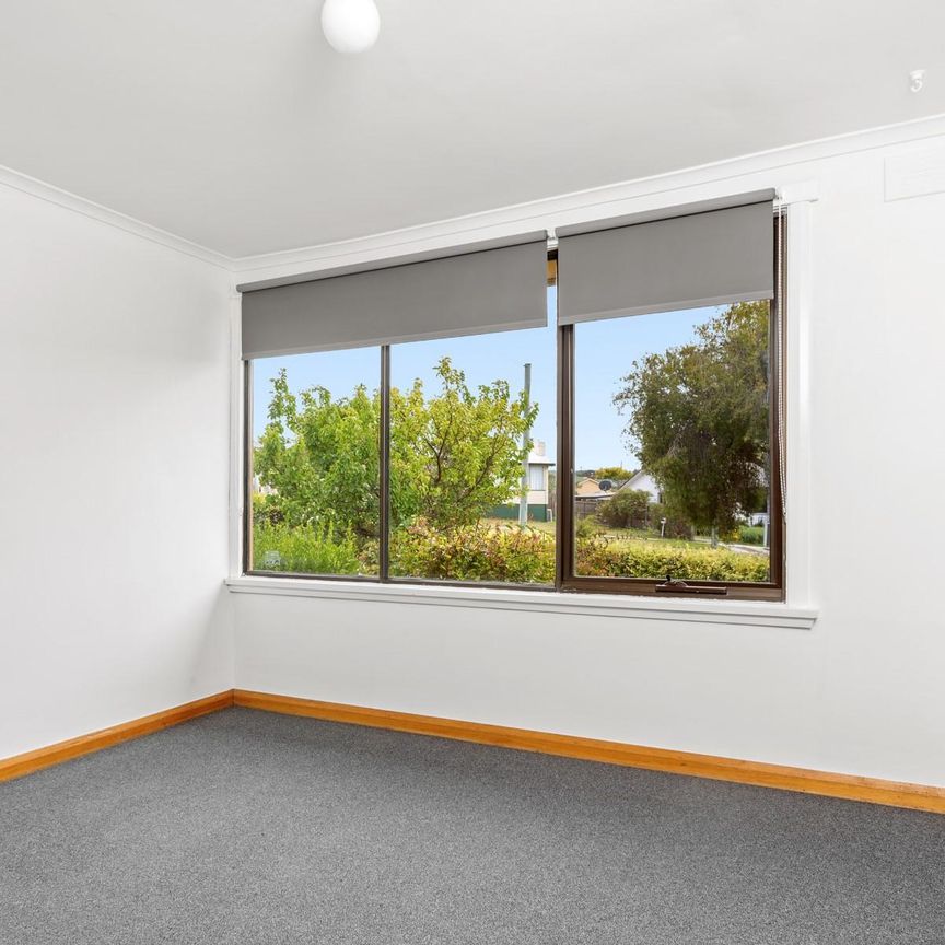 10 Mackay Street, Mayfield TAS 7248 - House For Rent - $410 | Domain - Photo 1