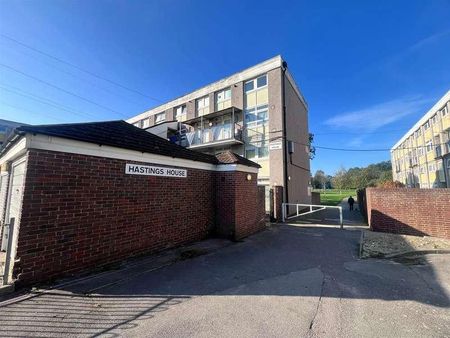 Strode Road, Portsmouth, PO2 - Photo 3