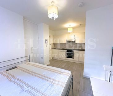 1 bedroom Flat To Let Total Size: 205 SQ FT - Photo 1