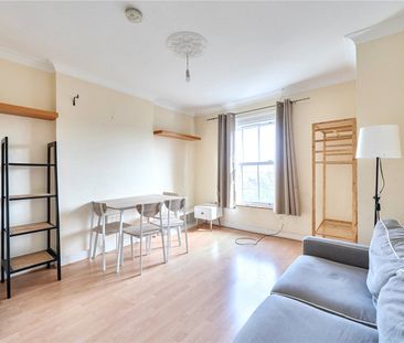 Junction Road, N19, London - Photo 1