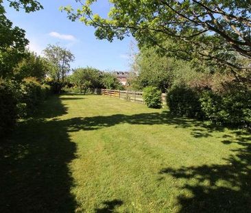 Lakes Lane, Newport Pagnell, Buckinghamshire, MK16 - Photo 5