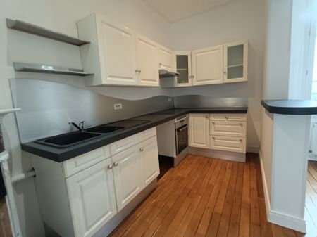 Location Appartement 3 pièces 59m² REIMS 51100 - Photo 4