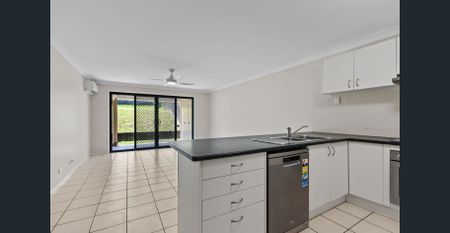 Charming and Peaceful 3-Bedroom Home in Churchill - Photo 5