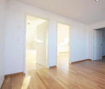 ERSTBEZUG nach Denkmalsanierung 3 Zimmer Dachgeschoss auf 2 Ebenen ... - Foto 1