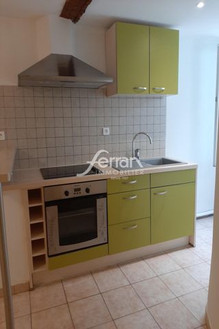 Location Appartement 2 pièces 40m² TRANS EN PROVENCE 83720 - Photo 2
