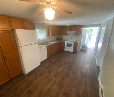 For Lease - 8 Jackie Lane, Georgina, Ontario - Photo 5