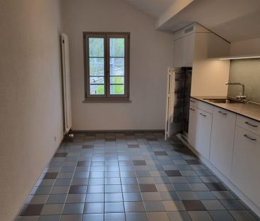 Spacieux appartement de 2,5 pièces avec deux balcons - Foto 1