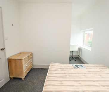 6 DOUBLE BED Student House IN THE HEART OF WINTON - Photo 3