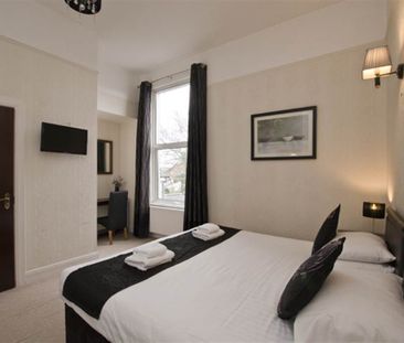 Studio 1, 254 Ravenhill Road, Belfast , BT6 8GJ - Photo 1