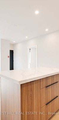 Recent renovations very spacious layout steps to St.clair west! - Photo 1