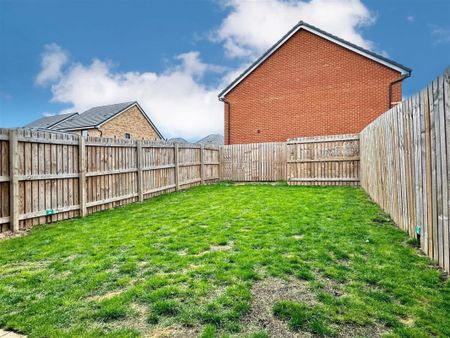 Autumn Fields, Waverley, Rotherham - Photo 5